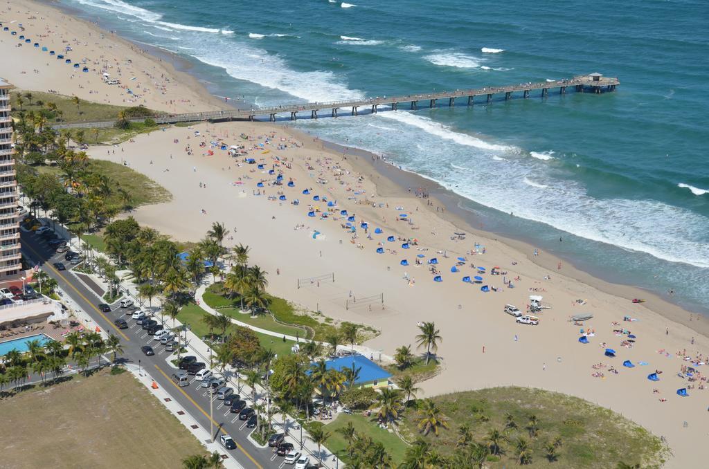 Pineapple Place Appartement Pompano Beach Buitenkant foto