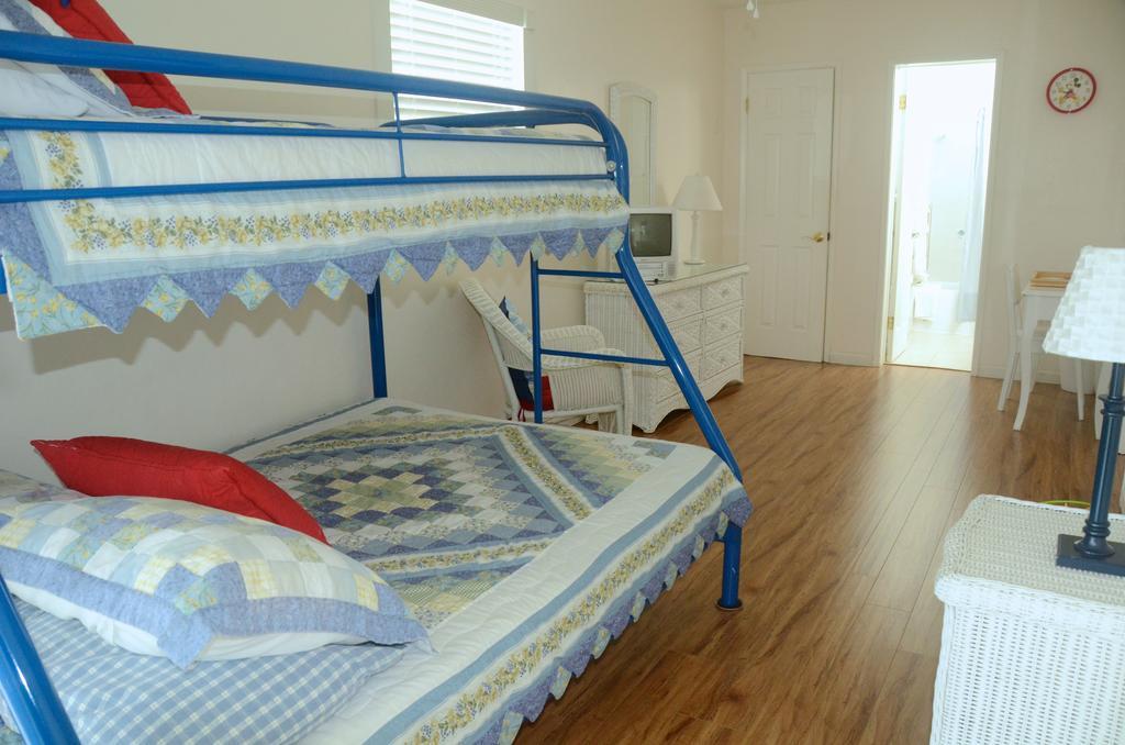 Pineapple Place Appartement Pompano Beach Buitenkant foto