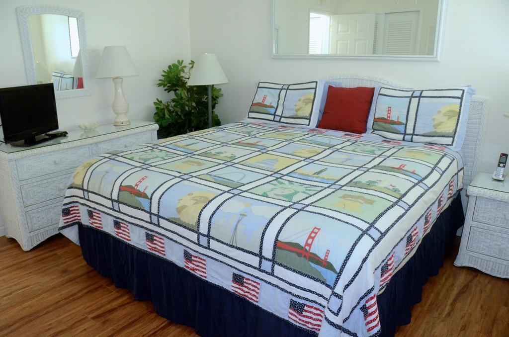 Pineapple Place Appartement Pompano Beach Buitenkant foto