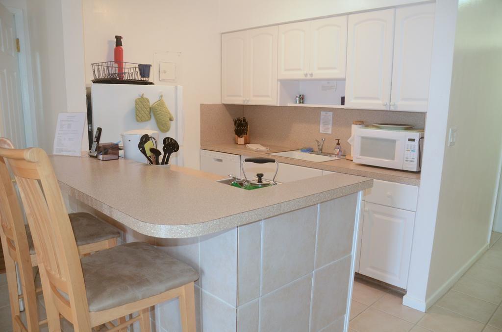 Pineapple Place Appartement Pompano Beach Buitenkant foto