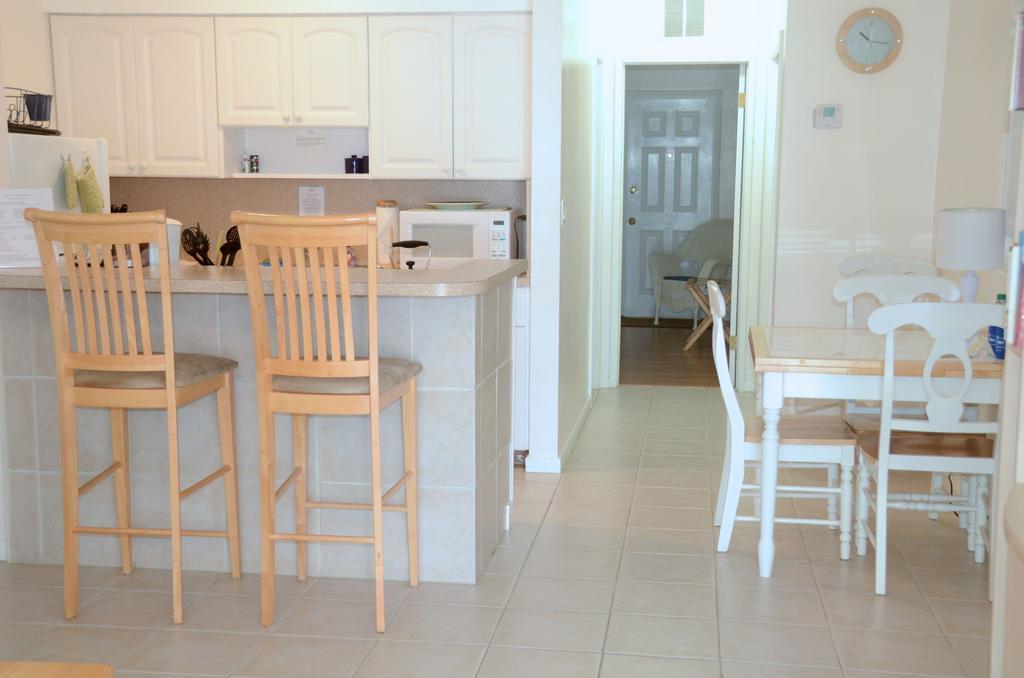 Pineapple Place Appartement Pompano Beach Buitenkant foto