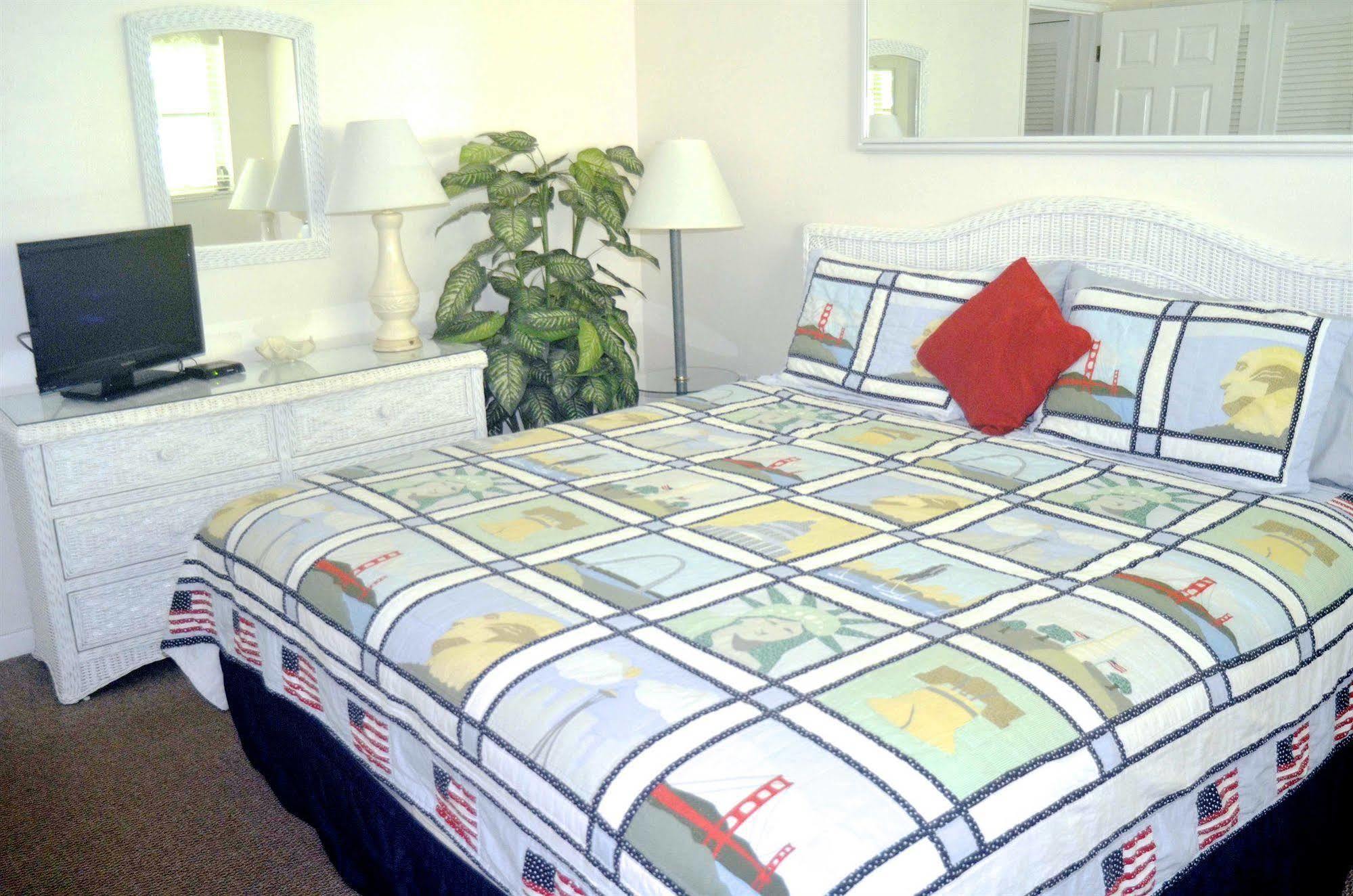 Pineapple Place Appartement Pompano Beach Buitenkant foto