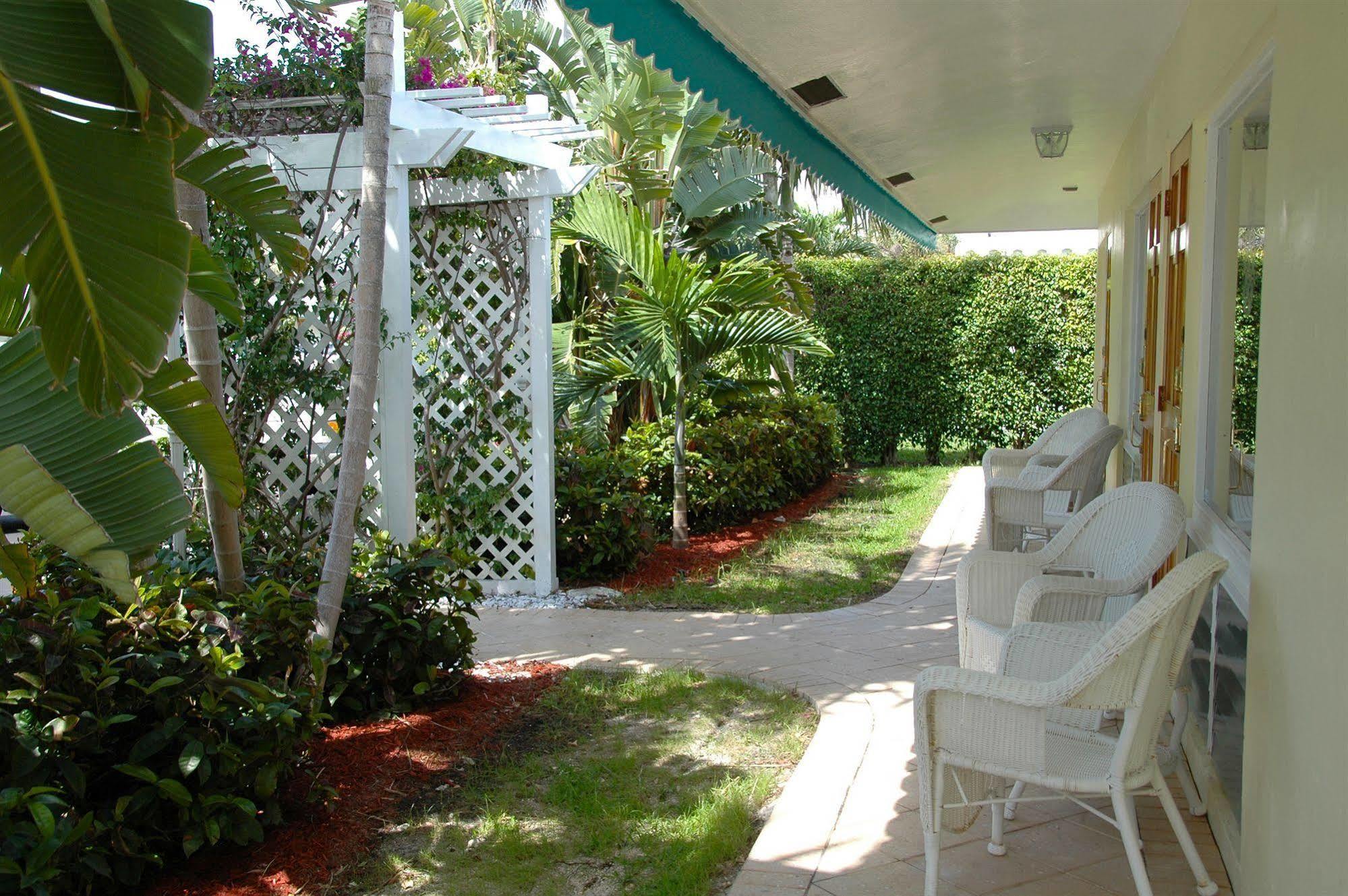 Pineapple Place Appartement Pompano Beach Buitenkant foto