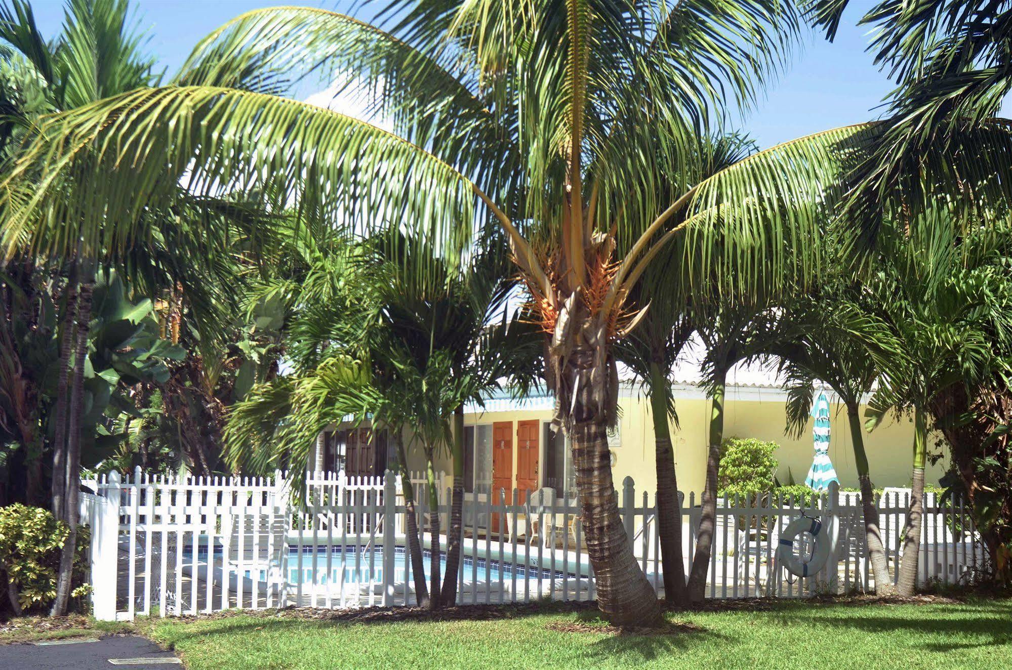 Pineapple Place Appartement Pompano Beach Buitenkant foto